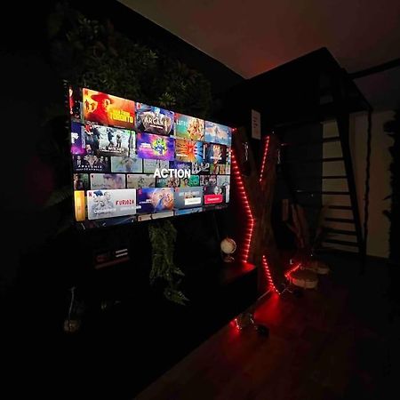 Red Love-Room / Balneo & Plus ! Souppes-sur-Loing Εξωτερικό φωτογραφία